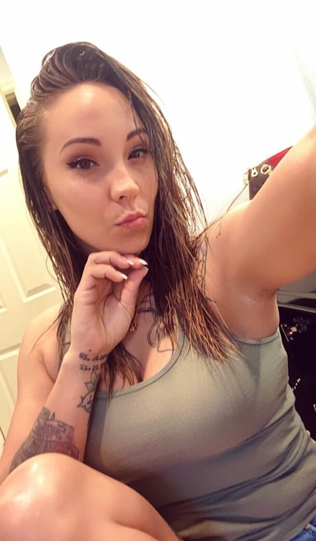 Sasha Foxxx ポルノスター エロティック 写真