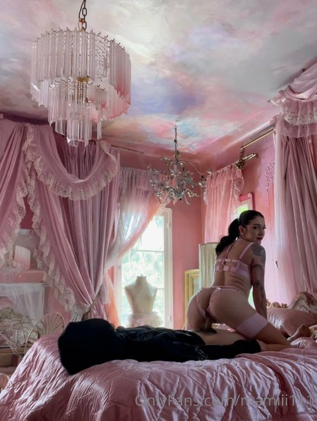 ブルネットのPOV OnlyFans アートxxx ギャラリー