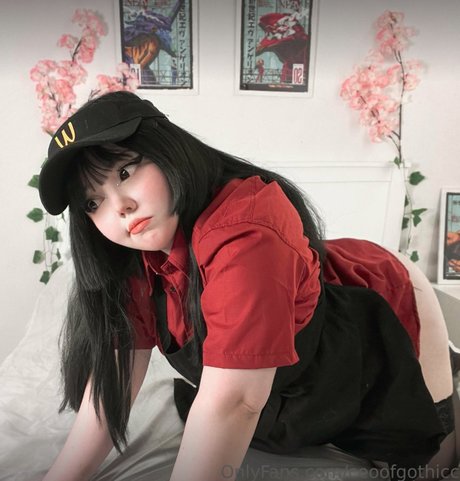 肉厚マンコオンリーファンズ ホット裸 画像