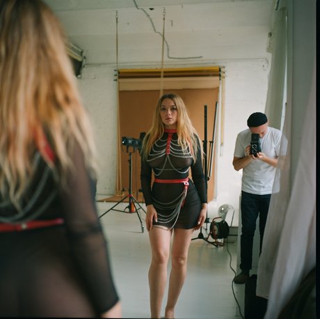 大きな黒い猫OnlyFans 裸 ギャラリー