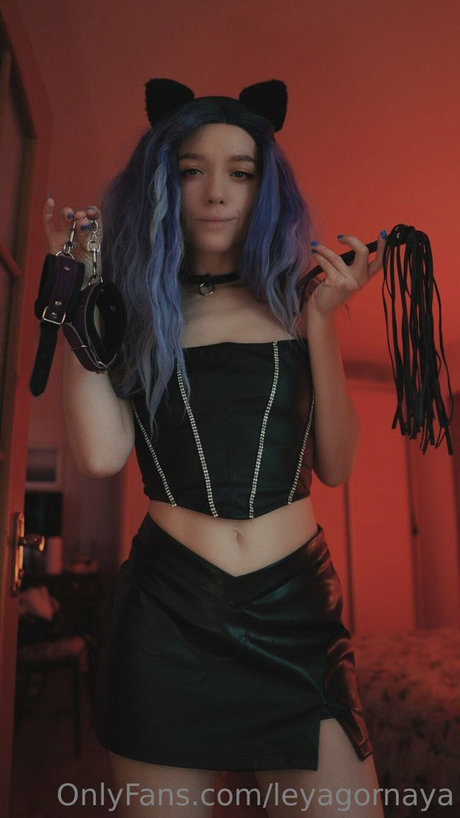 白いお尻のOnlyFans 無料セクシー 画像