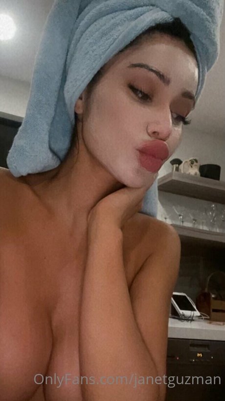 アジア人の足コキオンリーファンズ エロチック 写真