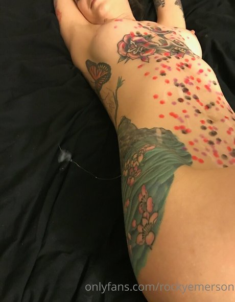 ペッギング POV OnlyFans 可愛い 写真