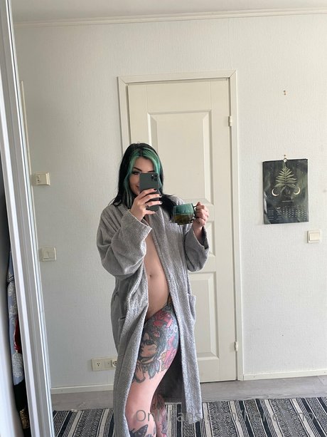 Honeyy Noir 最高のモデル 写真