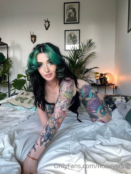 ゲイオンリーファン 無料裸 写真