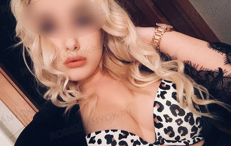 eveliinngy アートモデル 画像