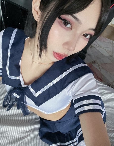 ピアス乳首オンリーファンズ ホットxxx 写真