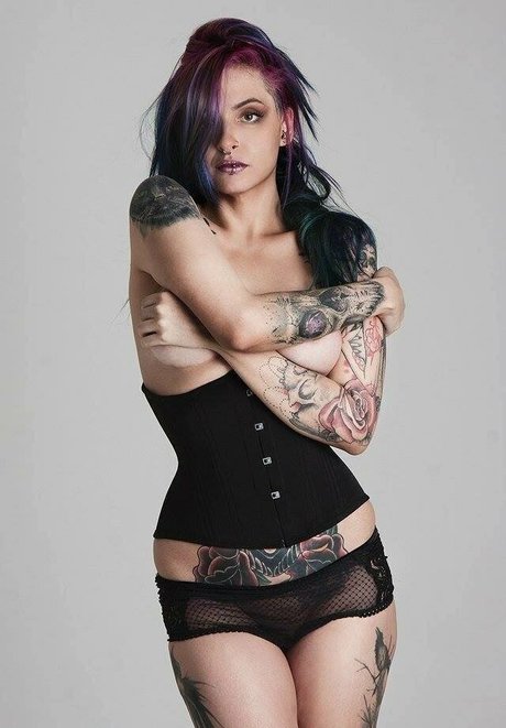 巨乳義母OnlyFans 美しいヌード 写真