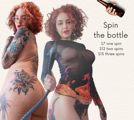 大学生カップルのオンリーファンズ ホットセクシー 画像