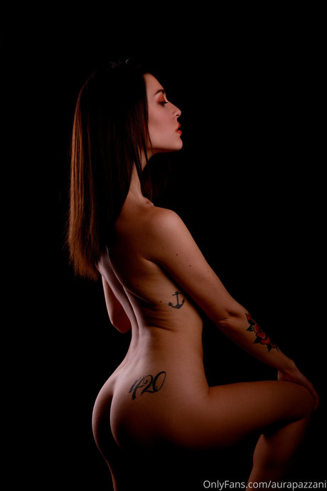 Aura Pazzani 無料スター 写真