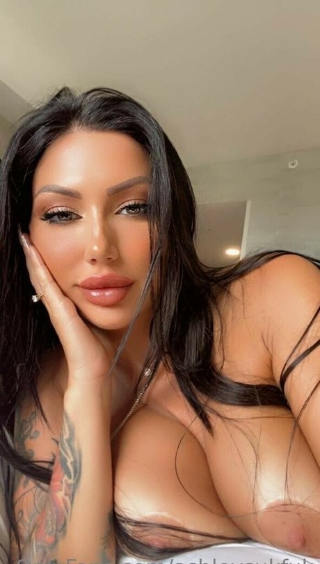 義理の妹オンリーファンズ 限定 写真