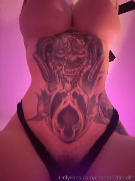 Chantal Danielle ポルノスター アート 写真
