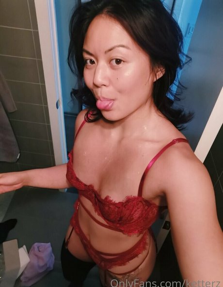 ニューハーフアナルOnlyFans セクシー裸 写真