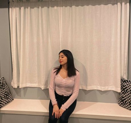 dayzevana 美しいポルノスター ギャラリー