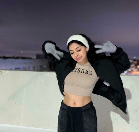 dayzevana ポルノ女優 写真