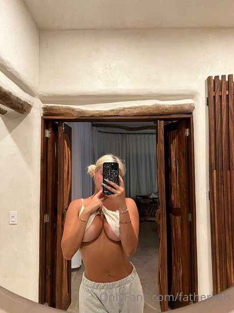 asmr ジンジャー オンリーファンズ 可愛い 画像