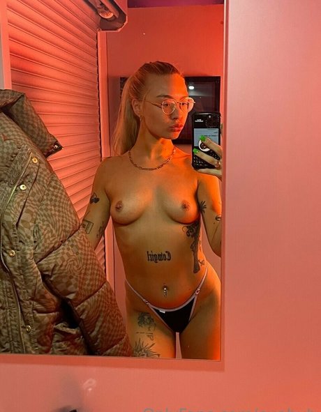 Jess Geary トップポルノスター 画像