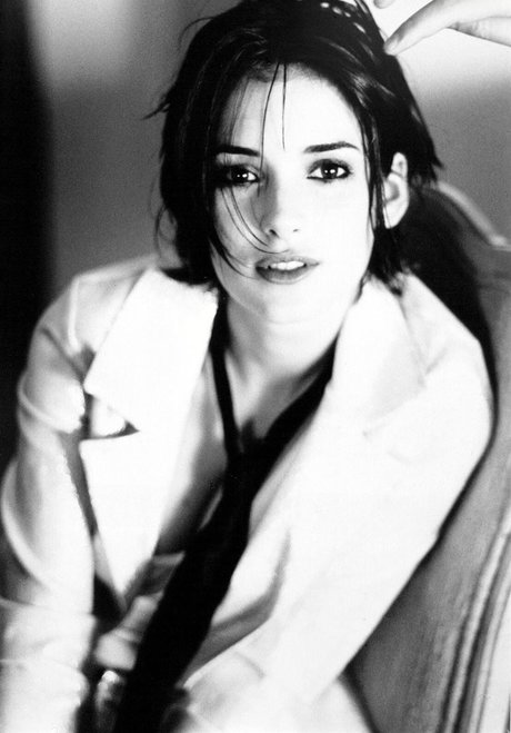 Winona Ryder エロティックモデル ギャラリー