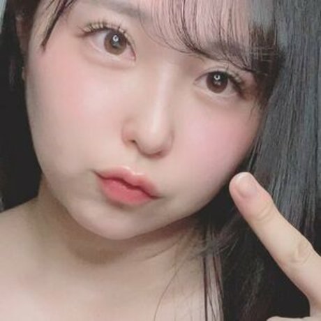 ぽっちゃり 主観視点 OnlyFans ホットヌード 写真
