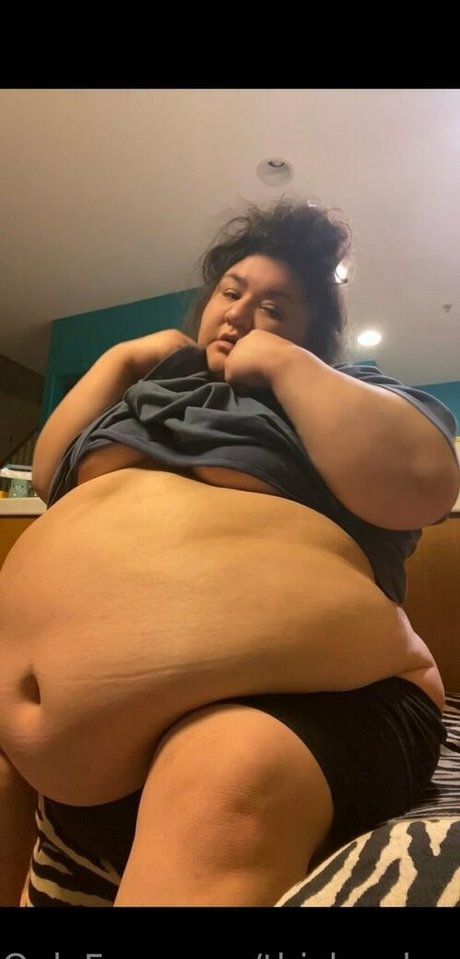 thicksadworld ヌードのポルノスター 写真