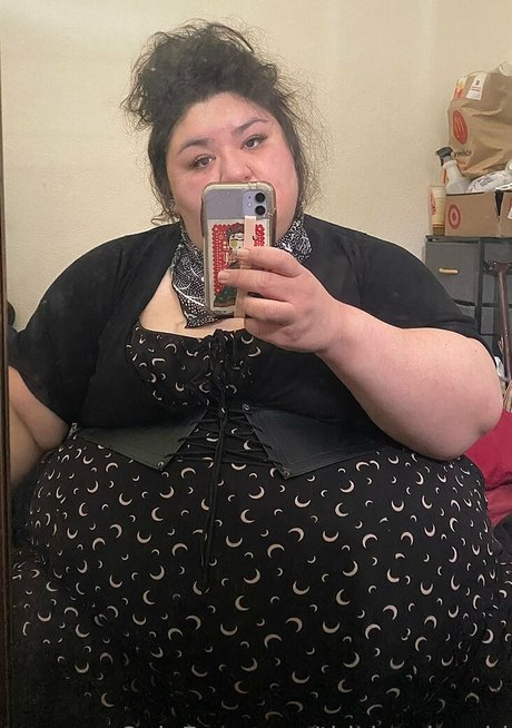 thicksadworld ポルノ女優 写真