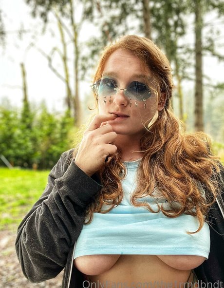 逆騎乗位 オンリーファンズ ホットセクシー 写真