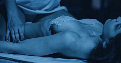 Vahide Bulu セックス女優 画像