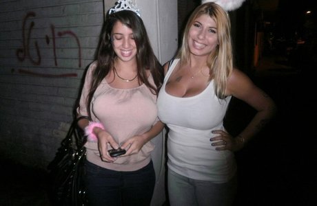 大きな乳首オンリーファンズ ホット ギャラリー