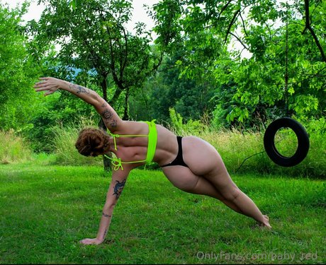 スマイルオンリーファンズ アートヌード 写真