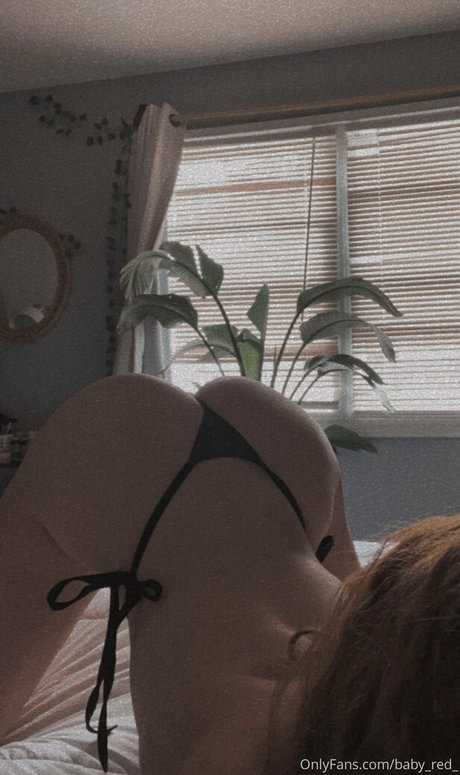 Baby red_ 最高のポルノスター ギャラリー