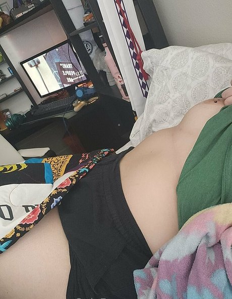 痩せたアジア人ティーン OnlyFans ホットヌード ギャラリー