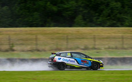 mansellracing スター ヌード 写真