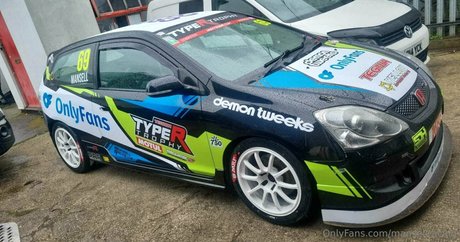 mansellracing ポルノモデル 画像