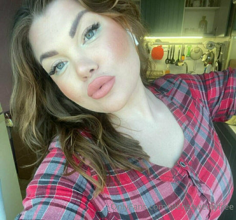 熟女フェラチオOnlyFans ポルノ 写真