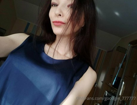 ブロガーOnlyFans 美しいヌード 写真