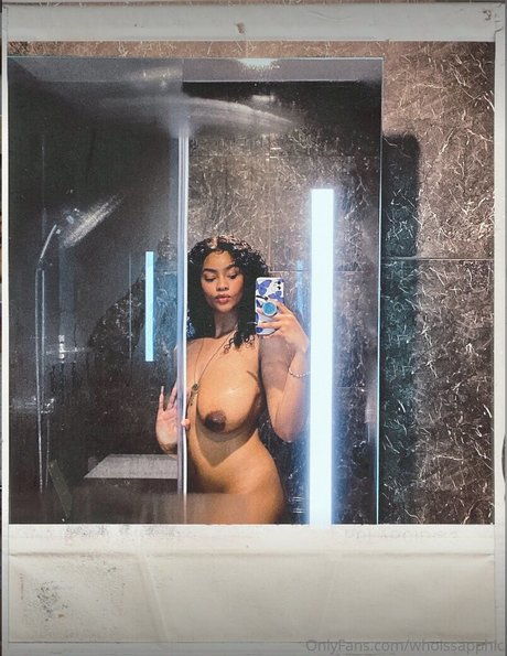 whoissapphic セクシーなスター 写真