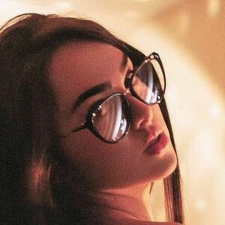 18歳のオンリーファンズ 無料 写真