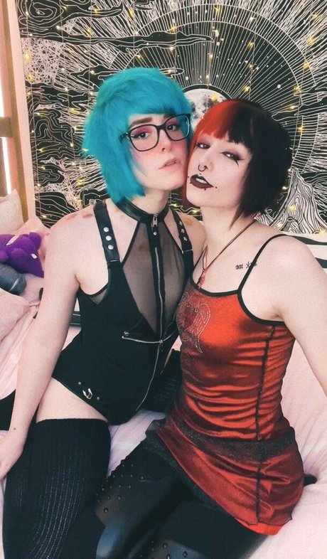 アナル舐めオンリーファンズ ポルノ 画像