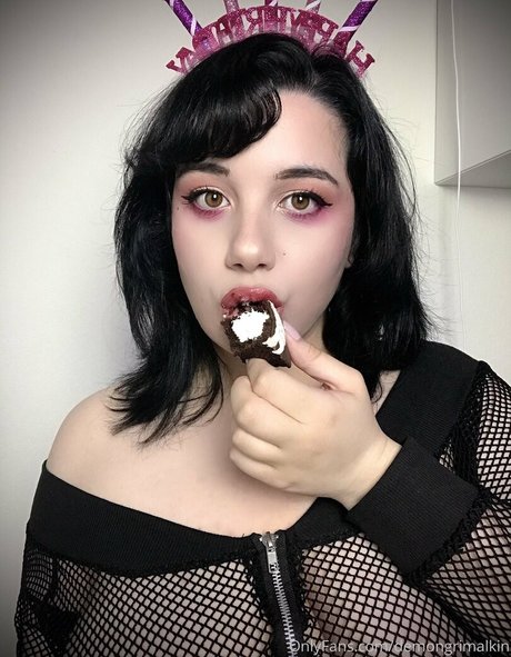 demonlewds 限定スター 写真