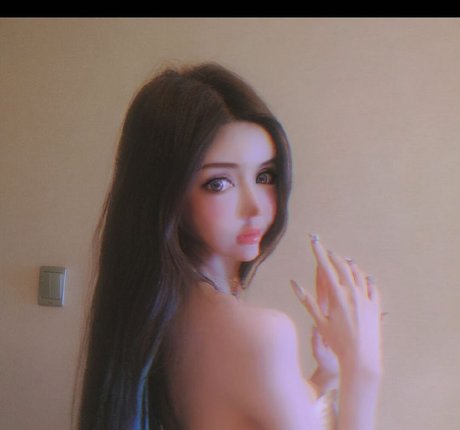 Natascha Wang Ruier スター 裸 写真