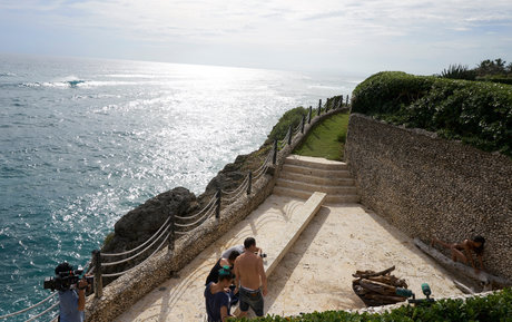 Nidhi Sunil セックスモデル 画像