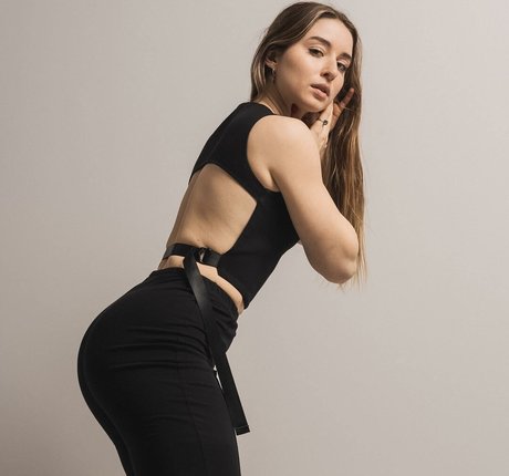 美女ヌードOnlyFans ヌード 写真