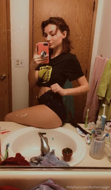 buttercupdaddy666 XXXモデル 画像