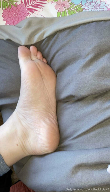 大学生カップルのオンリーファンズ セクシーヌード 写真