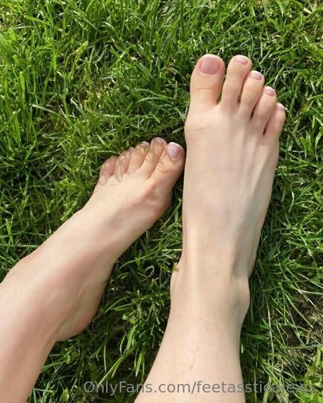 feetassticalexis ポルノスター 画像