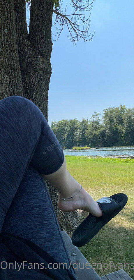 queenofvans アダルトモデル ギャラリー