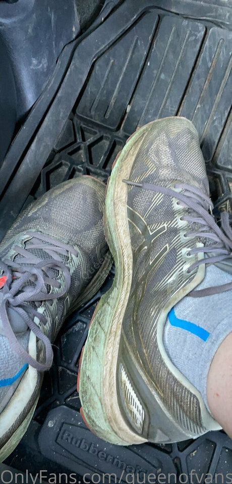 queenofvans ヌードスター 写真