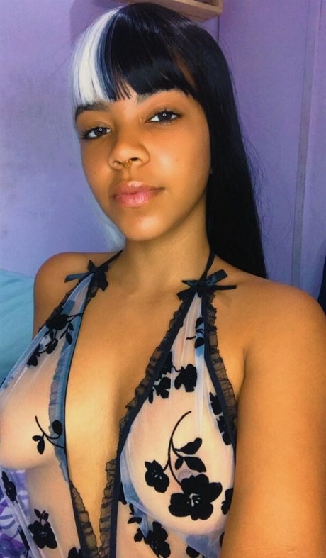 nattbenfree セックス女優 写真