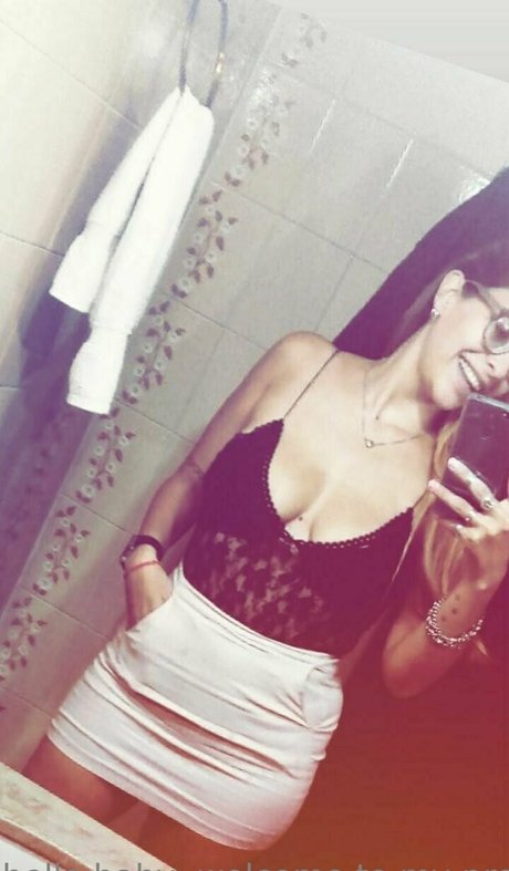 巨乳の赤毛オンリーファンズ ホットxxx 画像