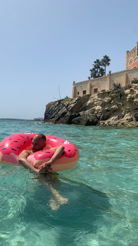 u2499743 ヌードスター 画像